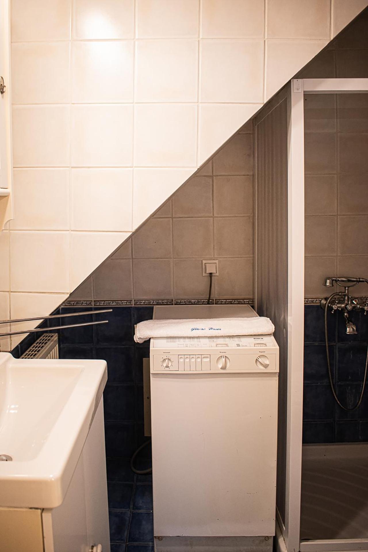 Glarosmaisonette كاتو ذاراتسو المظهر الخارجي الصورة